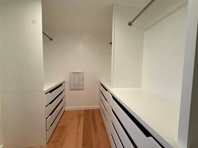 Building Photo - Spring Lane, Manvel, TX 77578 - 4 BR 2 BA single-family home