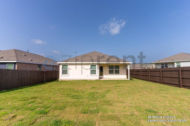 Building Photo - 2301 Four Waters Lp