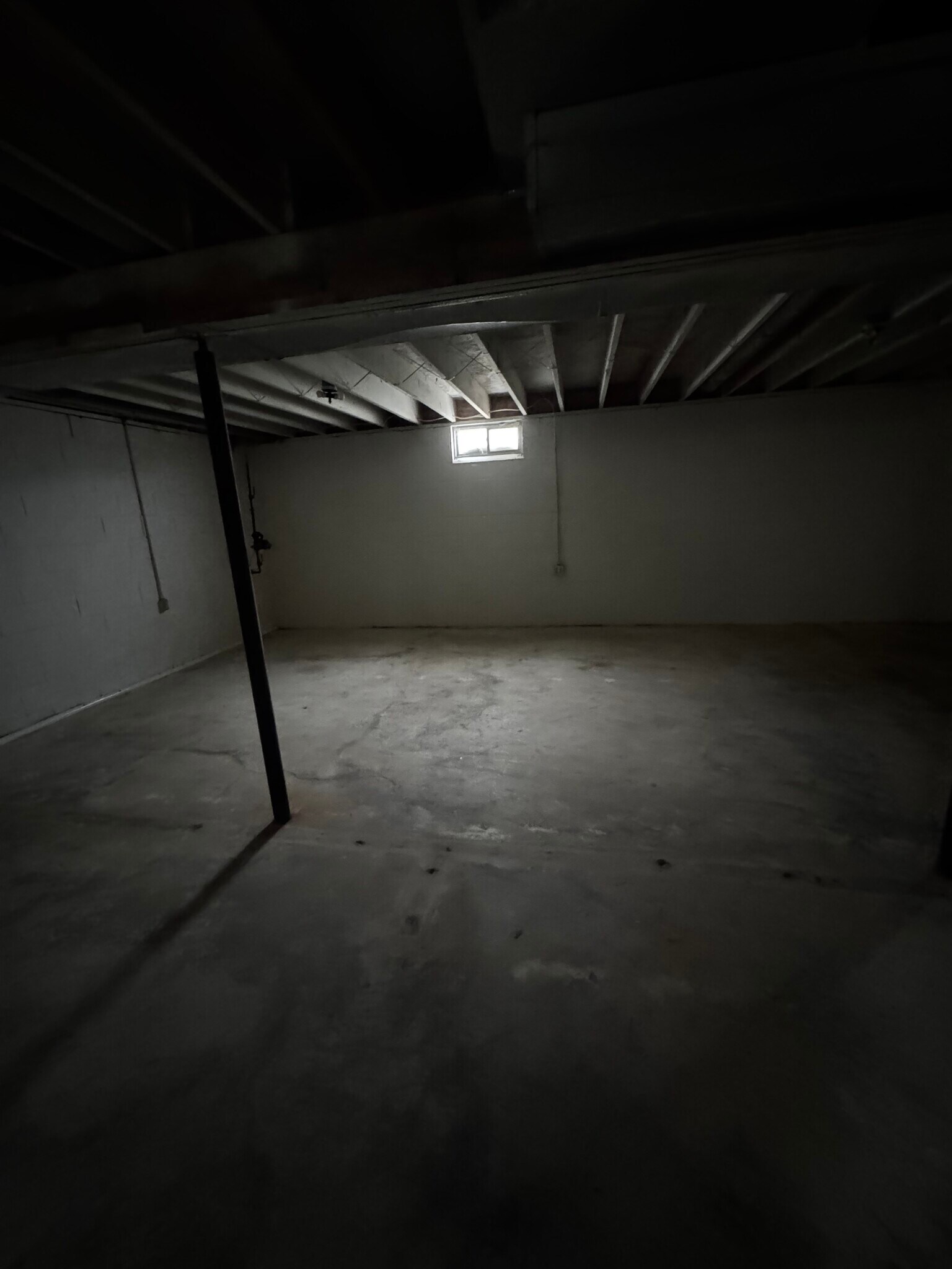 Building Photo - 325 N Calumet Ave