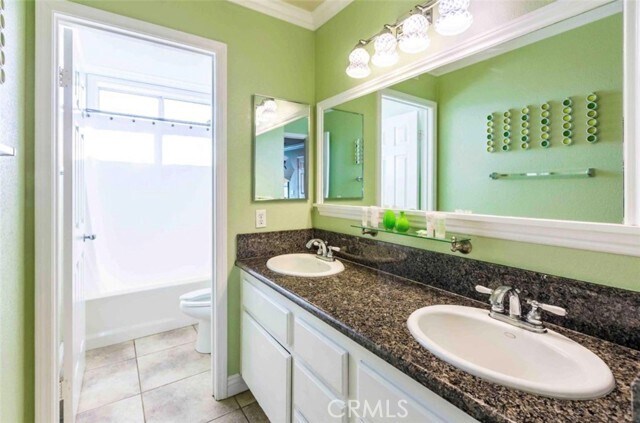 Building Photo - 13215 River Oaks Dr