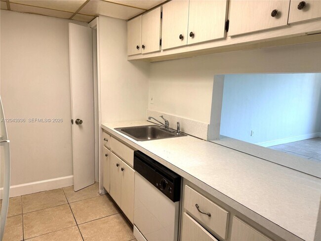 Building Photo - 7477 SW 82nd St