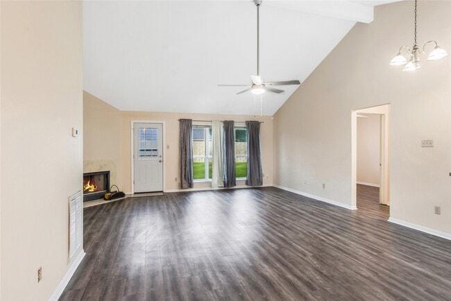 Building Photo - 18755 Highland Trail