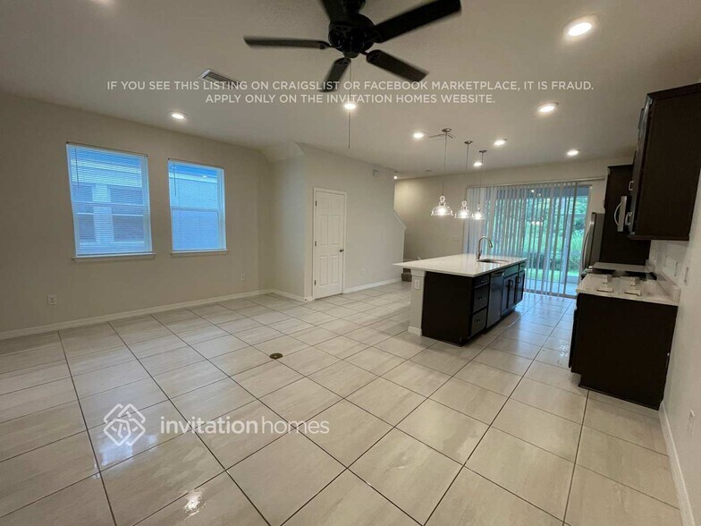 Building Photo - 2886 Grand Kemerton Pl