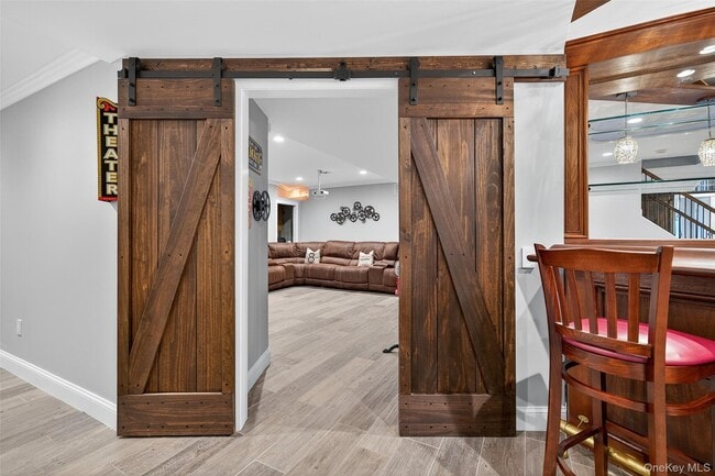 Building Photo - 11 Dorian Way