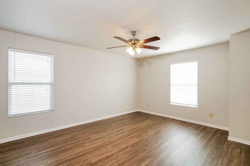 Building Photo - 10815 Grace Dr