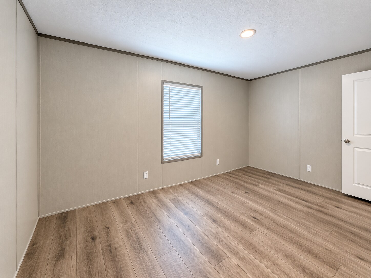 Building Photo - 123 Preston Dr