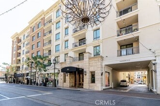 Building Photo - 352 Caruso Ave