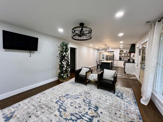 Building Photo - 2609 Old Spartanburg Rd