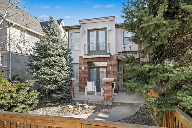 Building Photo - Gorgeous 3 bed 3.5 bath Home Available in Platt Park!