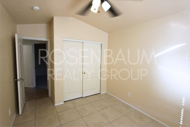 Building Photo - Charming 3-beds, 2-baths home in Wigwam Cr...