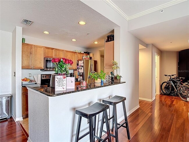 Building Photo - 700 S Harbour Island Blvd