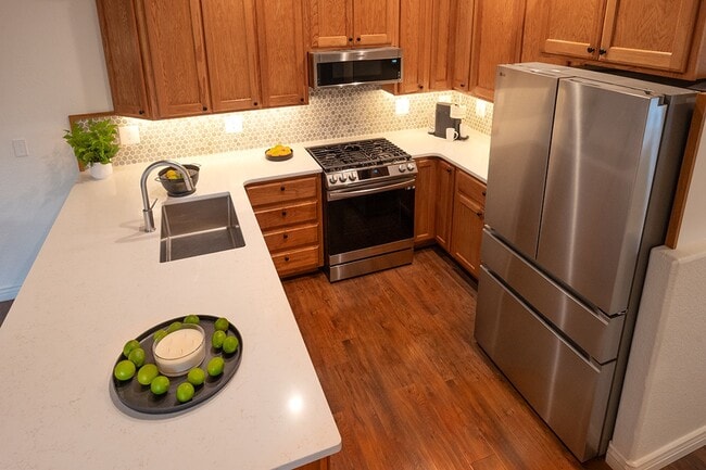 Building Photo - 10810 W 63rd Ave