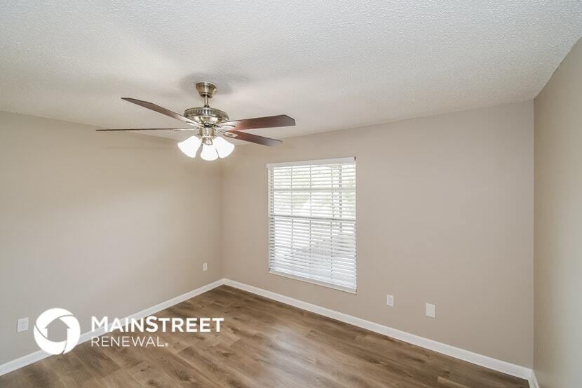 Building Photo - 1523 Lavilla Dr N