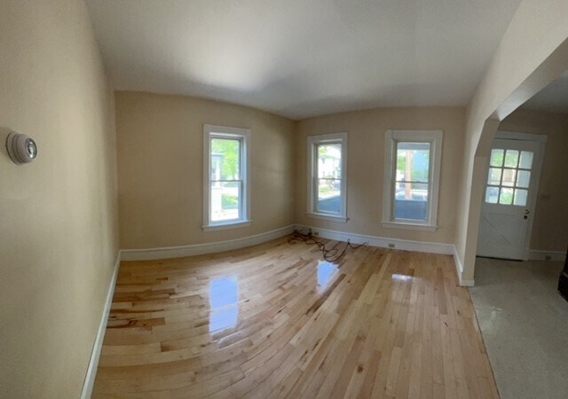 livingroom - 9 Booth St