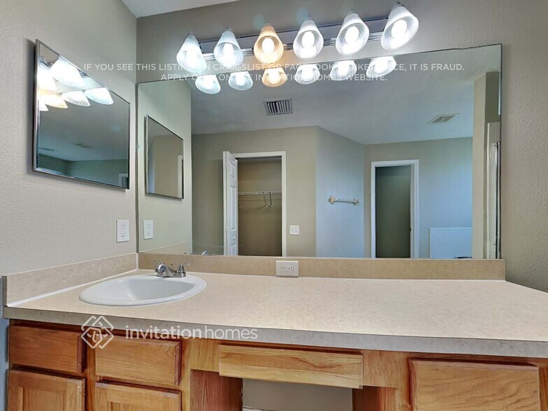 Building Photo - 4332 Windmill Pointe Dr