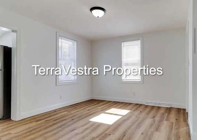 Building Photo - 3 Bed Single Family in Port Norris. Eligib...