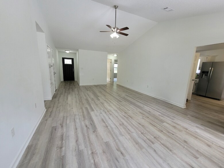 Building Photo - 141 Palmetto Dr