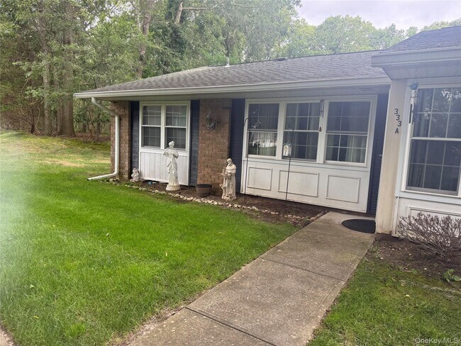 Building Photo - 333 Woodbridge Dr