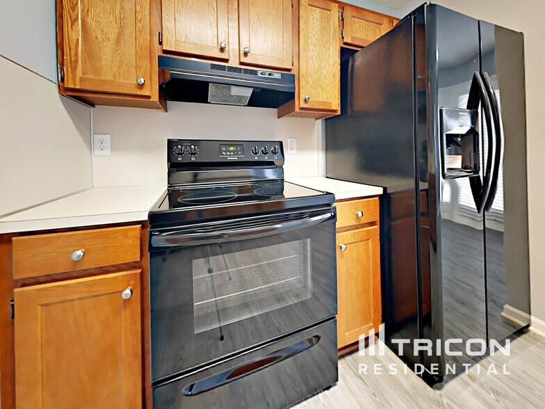 Building Photo - 2613 Millpond Way