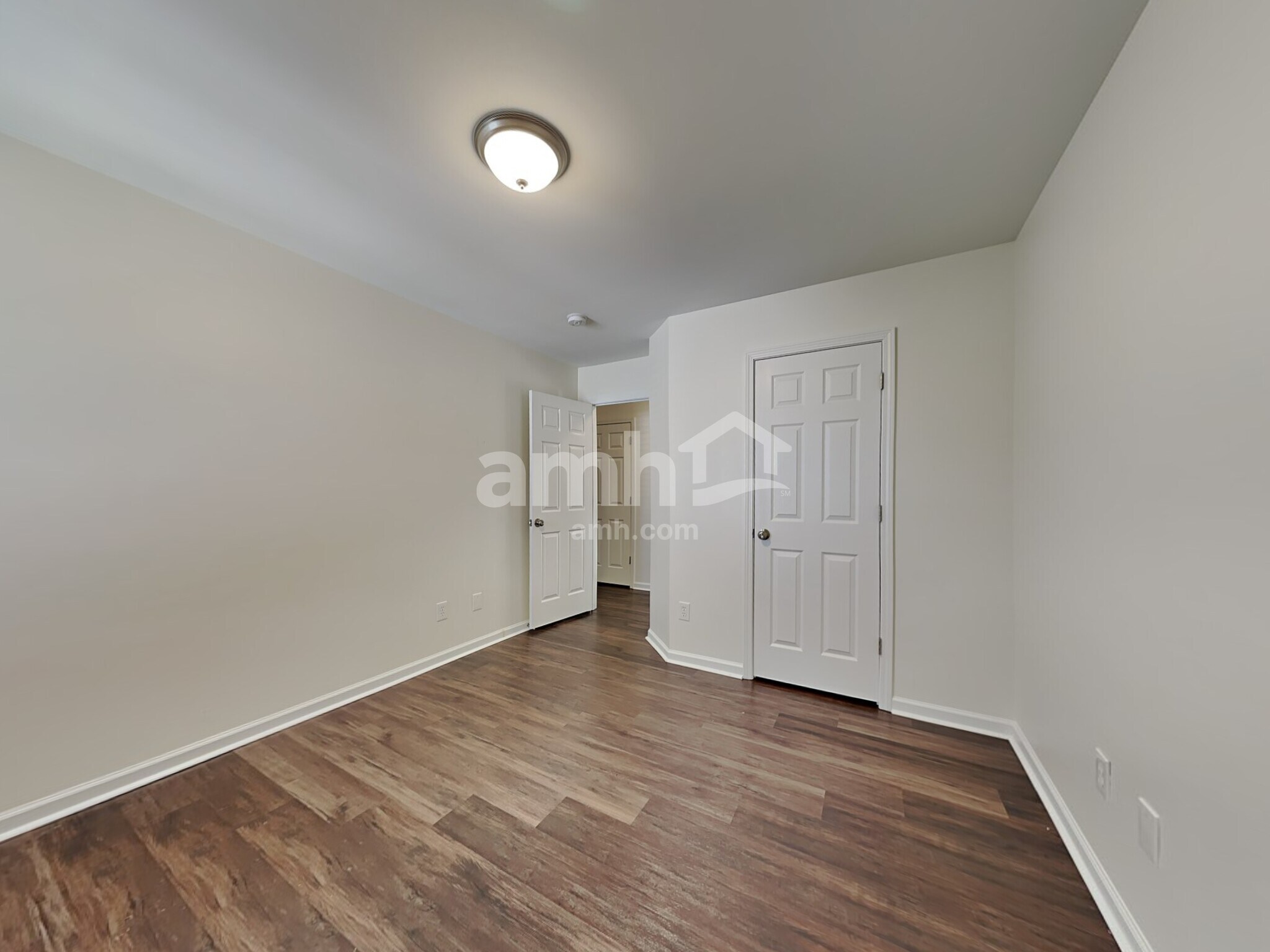 Building Photo - 4210 Lindsey Ln