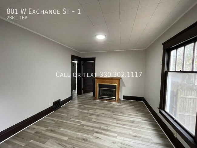 Building Photo - Two bedroom one bathroom 1st level apartme...