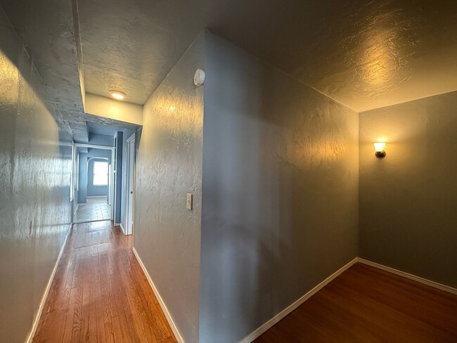 Building Photo - Charming Living in the Heart of Historic M...