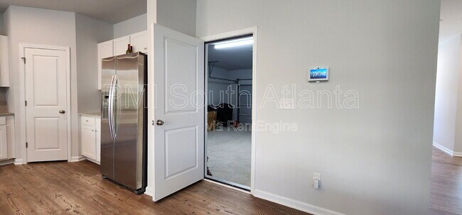 Building Photo - 7124 Timberland Trl