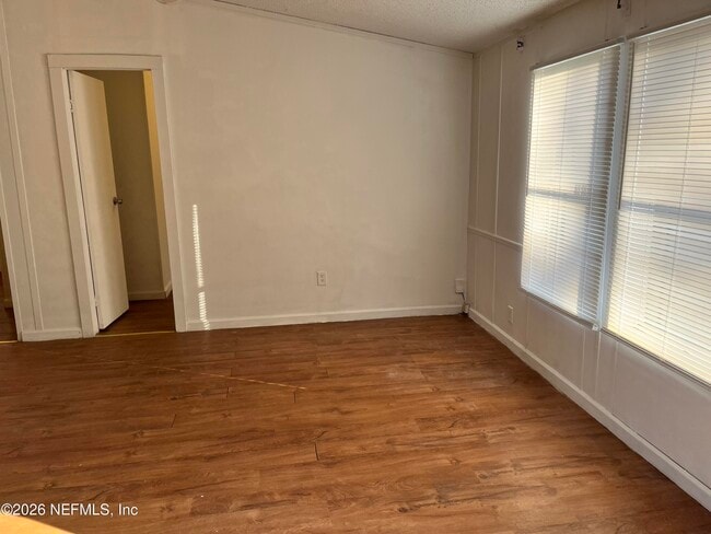 Building Photo - 2065 Candlewood Ct