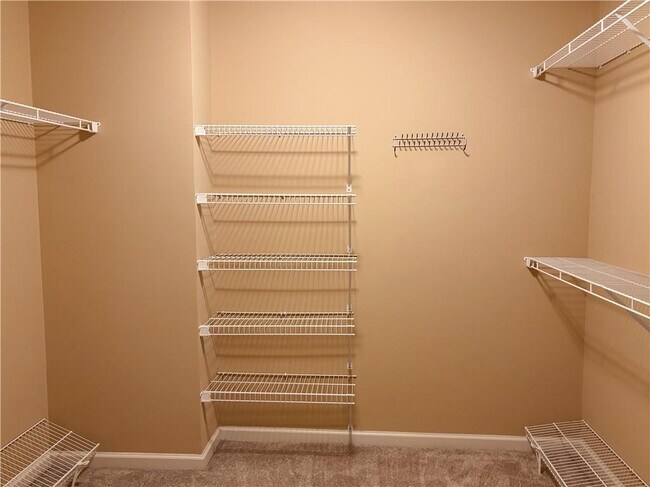 Building Photo - 3725 Spalding Park Dr NW