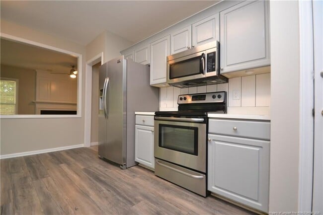 Building Photo - 4737 Sinclair Dr