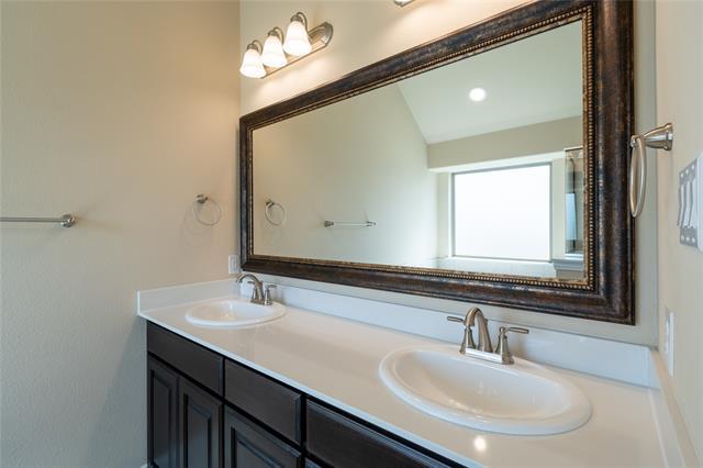 Building Photo - 3014 Bobcat Dr