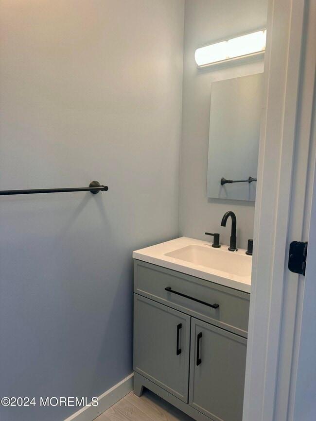 Building Photo - 73-75 Church St