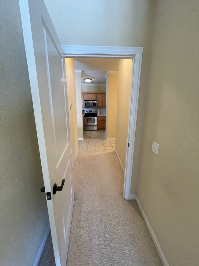 Building Photo - Fully-Furnished 3 Bedroom Condo in Smithton Crossing - Perfect for Traveling Professionals!