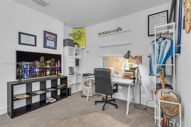 Building Photo - 3332 W 95th Terrace