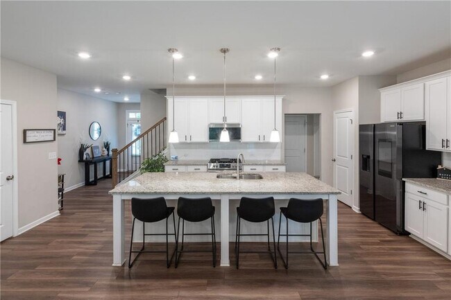 Building Photo - 3363 Park Pointe Cir