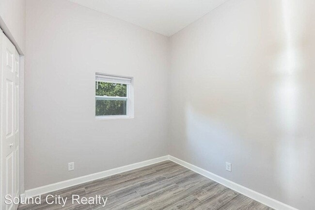 Building Photo - 1 br, 1 bath House - 450 Quarry Rd
