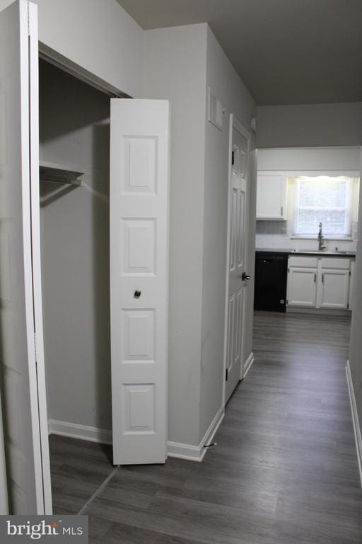 Building Photo - 2103 Foxfire Dr