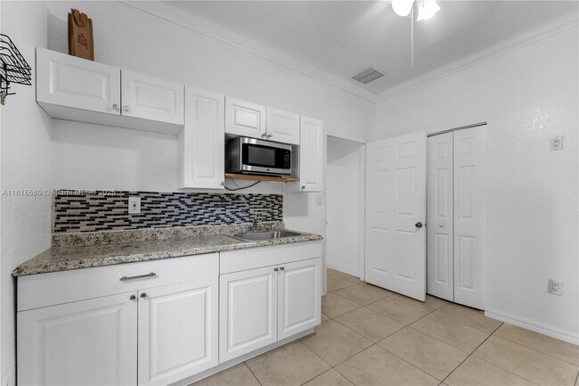 Building Photo - 15519 SW 182nd Ln