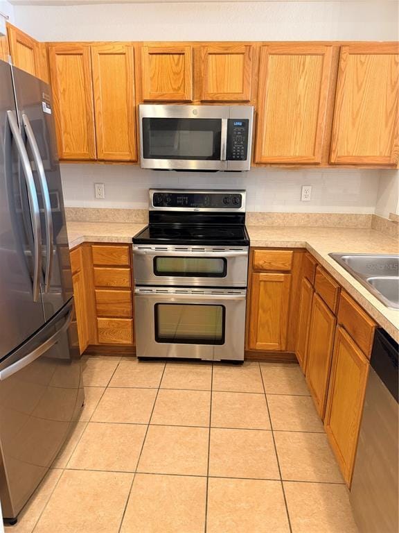 Building Photo - 3995 Almeida Court