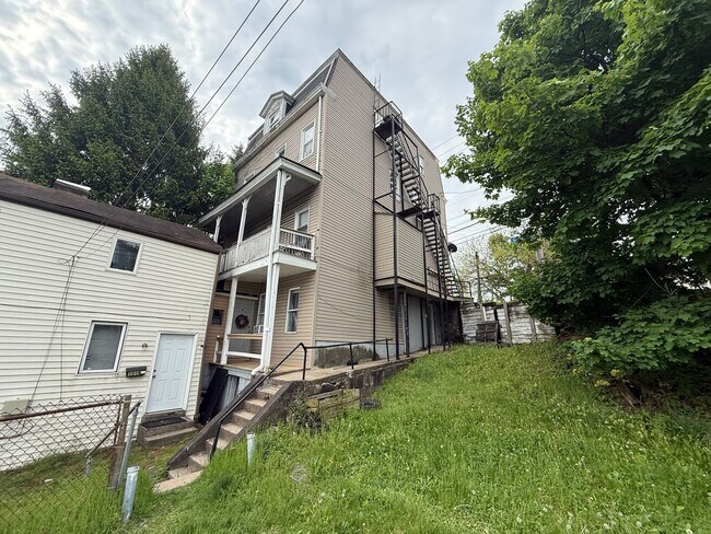 Building Photo - 1603 Arlington Ave