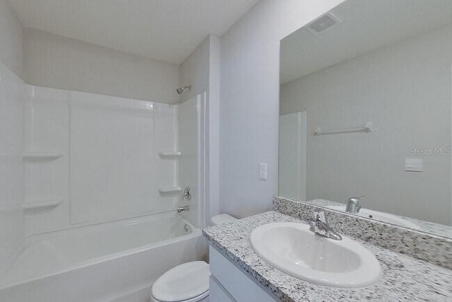 Building Photo - 8642 SW 43rd Ter