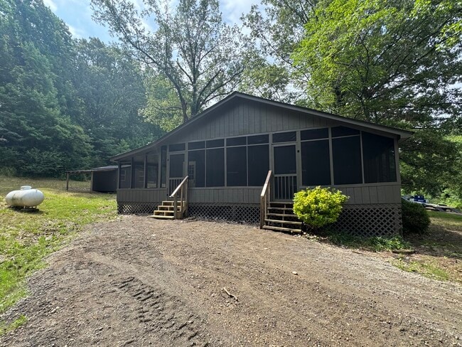 Primary Photo - 2890 Kelly Rd