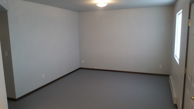 Living Room - 830B South 11th Avenue