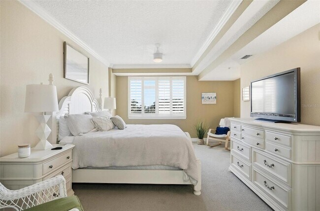 Building Photo - 60 Surfview Dr