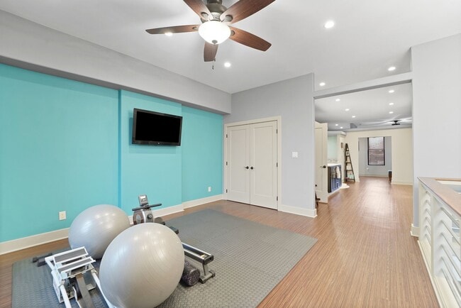 Building Photo - 334 Broad St