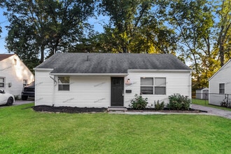 Building Photo - 2019 Catalpa Ave
