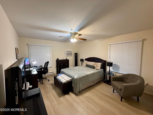 Building Photo - 111 Amberly Dr