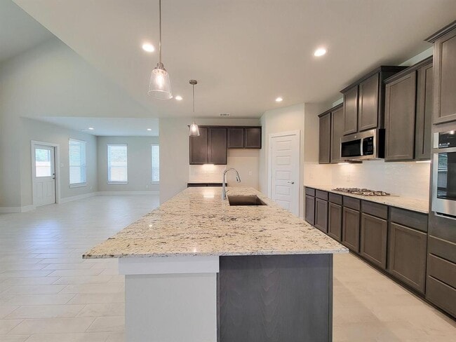 Building Photo - 23622 Iris Field Ct
