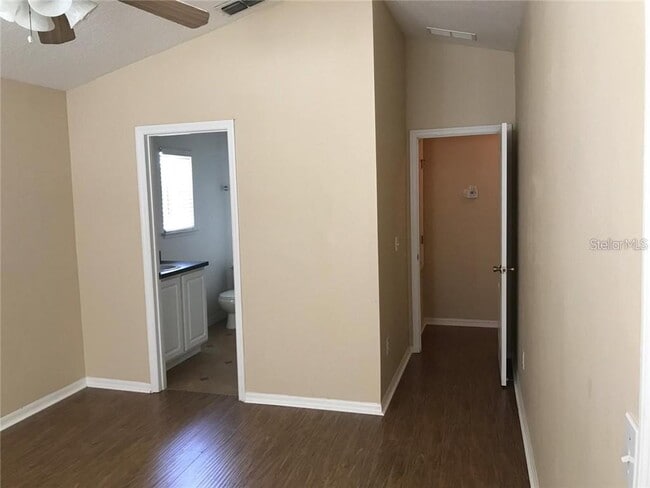 Building Photo - 313 Wilton Cir