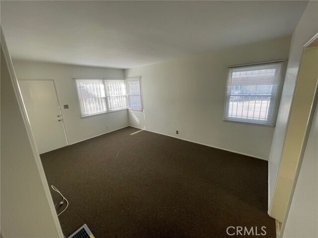 Building Photo - 2723 S Fremont Ave